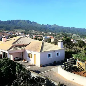 Discovery Apartamento Santana (Madeira)